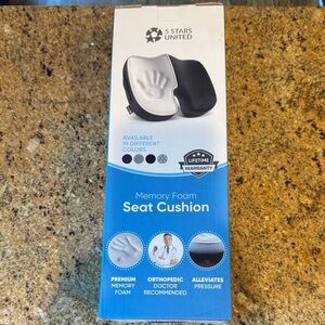 5 Stars United memory foam seat cushion. Black. Portable. Washable. New, in box
